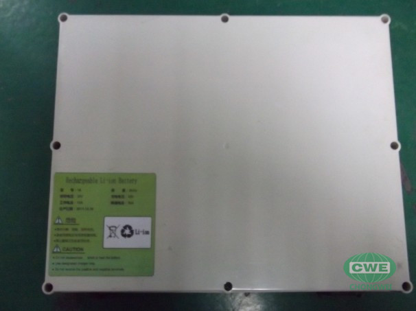 24V DC to 110V/240V AC 300W ups/backup battery